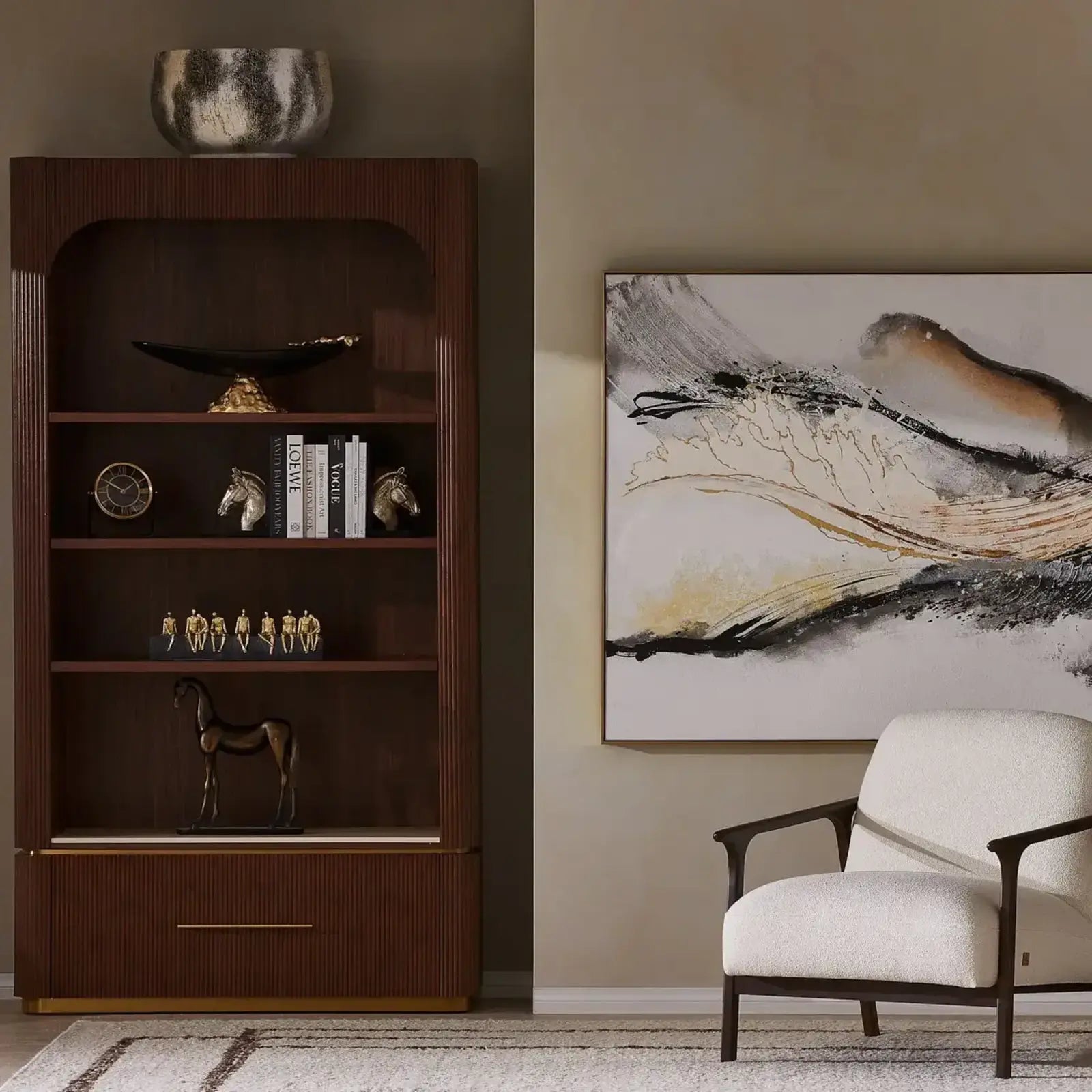 Mobilya Koltuk Atlantis kitaplık fiyatları için şık koyu kahverengi modern kitaplık detayları ve dekoratif objeler