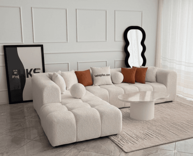 Pony köşe koltuk, modern tasarım ve konfor ile şık bir oturma alanı sundu